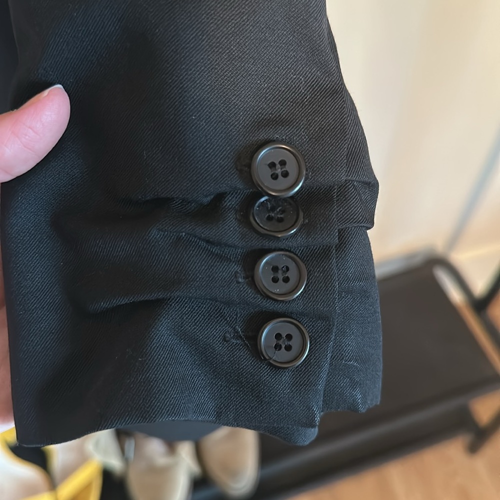 Smythe Black Blazer (size 4) - Picture 4 of 4